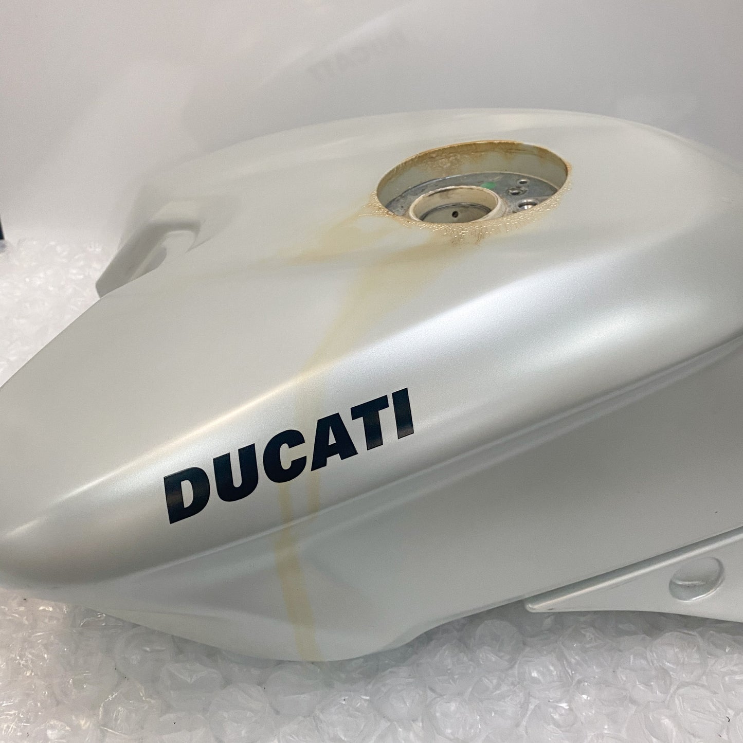 Ducati 848 EVO Gas Tank White 5611831AW USED