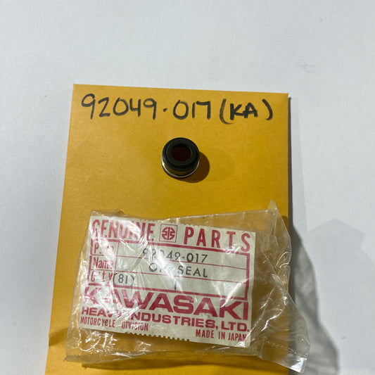 KAWASAKI OIL SEAL,VALVE 92049-017