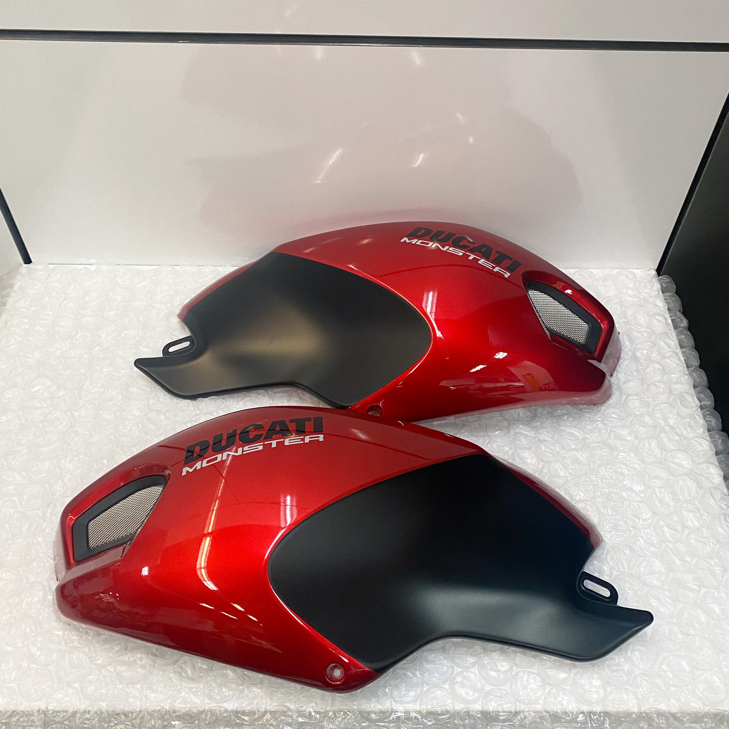 Ducati Monster Painted Bodywork Kit - Amaranth 69924583AH – One