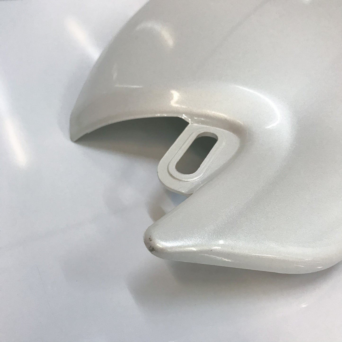 Ducati Monster R/H Tank Cover Pearl White 48012591CW