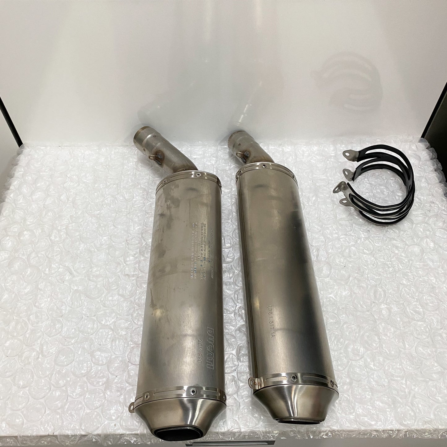 Ducati 848 EVO/848 EVO CORSE SE Stock OEM Exhaust Take-Off 57413171A & 57313171A (2)