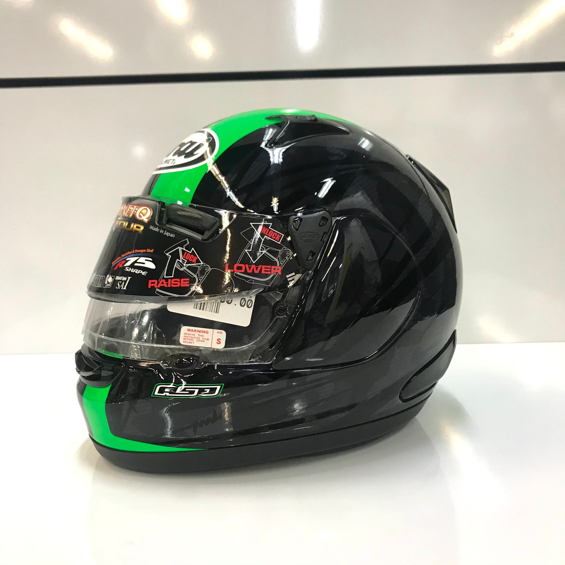 arai helmet green Arai Signet-Q Pro Tour Scheme Green- Small 818341 – One Love Boston