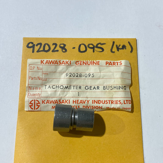 KAWASAKI BUSH-TACHOMETER GEAR 92028-095