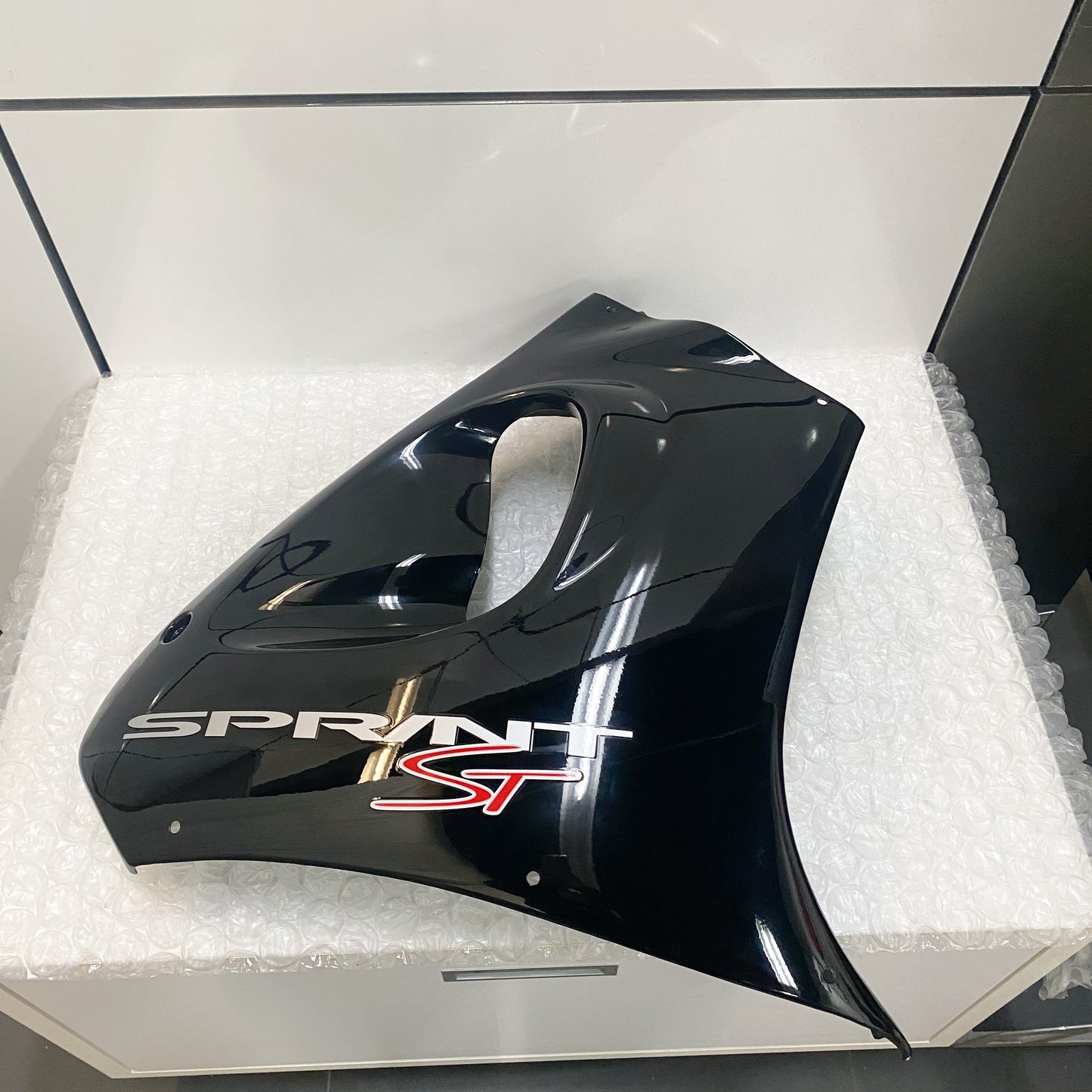 Triumph Right Fairing, Jet Black Sprint ST '98-'04 T2301901-PG NOS